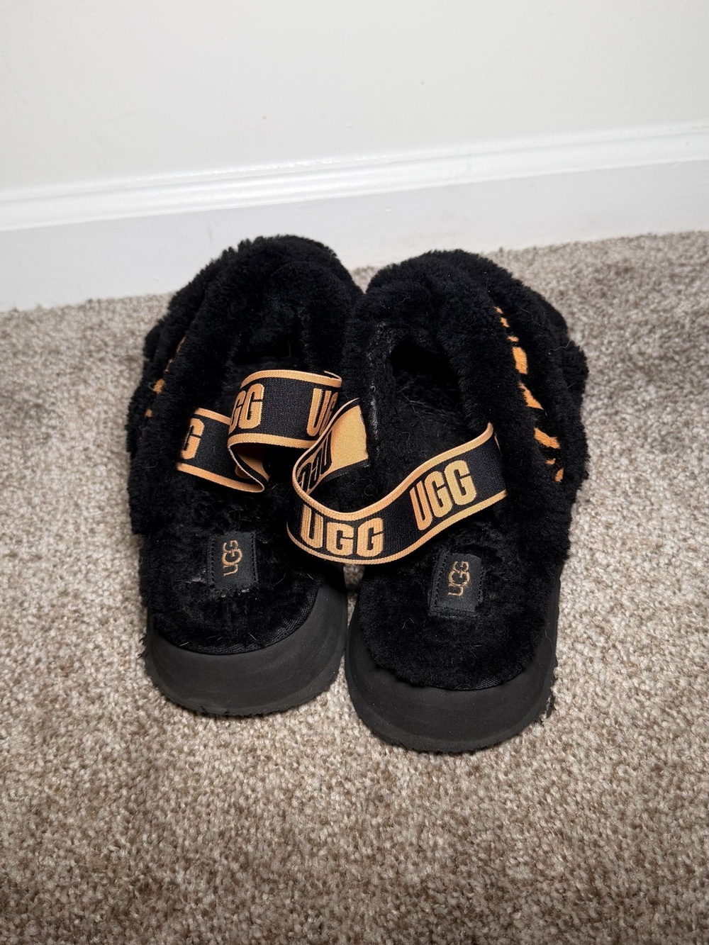 Used Women's Shoes UGG Brand 1127072 Disco Cross Strap Tiger P Flatform Slide - Picture 3 of 6